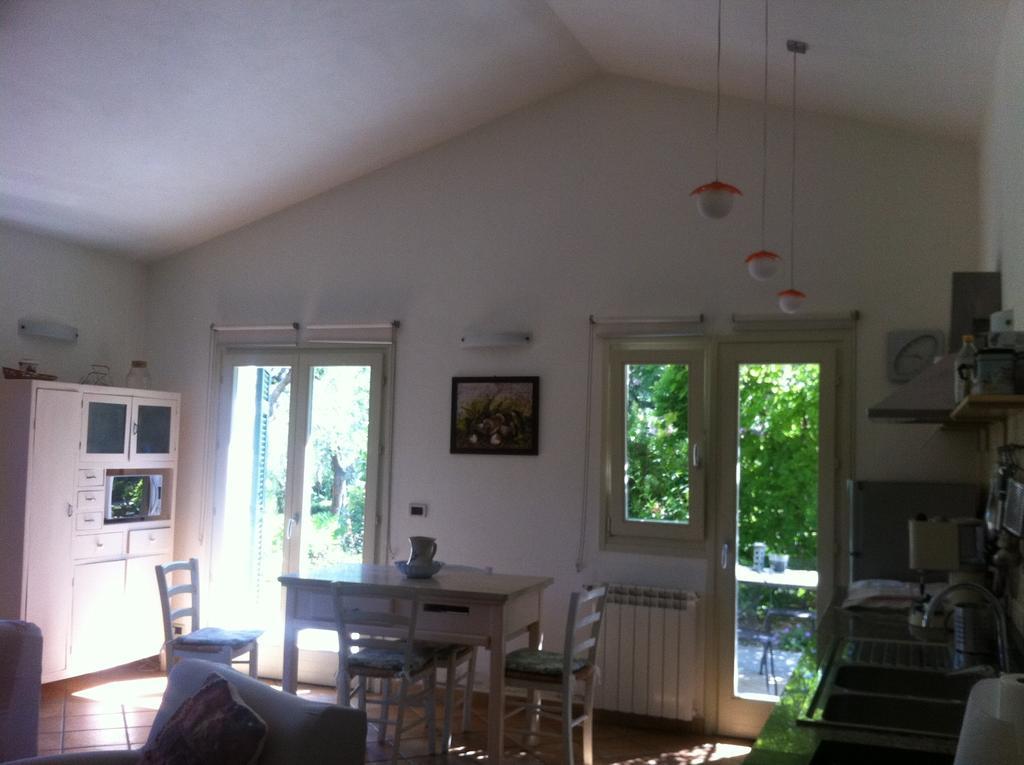 הוילה אימפריה La Casa Di Fedra חדר תמונה